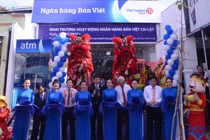  Ngân hàng Bản Việt Cai Lậy khai trương trụ sở mới 