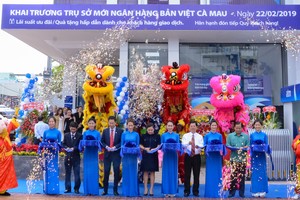 Ngân hàng Bản Việt Cà Mau khai trương trụ sở mới
