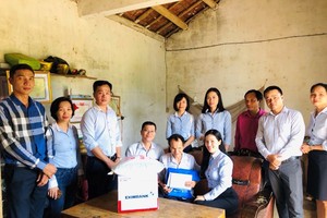 Eximbank mang yêu thương đến với người nghèo tại tỉnh Quảng Ninh