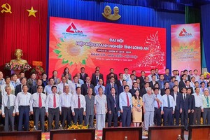 Ban chấp hành Hiệp hội Doanh nghiệp khóa III, nhiệm kỳ 2019 – 2024 tỉnh Long An ra mắt tại Đại hội