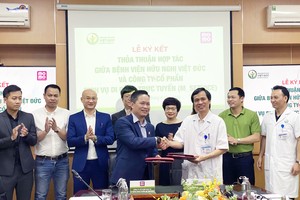 Bệnh viện Hữu nghị Việt Đức bắt tay Ví MoMo đẩy mạnh thanh toán phi tiền mặt