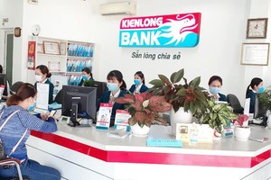 Kienlongbank ủng hộ 15 tỷ đồng hỗ trợ phòng, chống dịch Covid-19