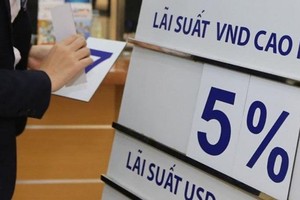 Lãi suất tiết kiệm tăng giảm trái chiều