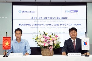 Ngân hàng Shinhan Việt Nam ký hợp tác với Fincorp