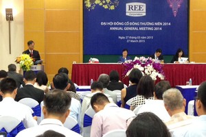 ĐHCĐ REE: Năm 2015 sẽ giảm lợi nhuận gần 12% so với năm 2014