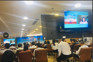 ĐHCĐ PVOIL: Cổ đông quan tâm đến ảnh hưởng của xăng lậu và sự phát triển của xe điện