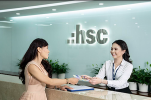 Công ty cổ phần Chứng khoán TP.HCM (HSC) thông báo chào bán cổ phiếu cho cổ đông hiện hữu
