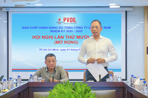 Đồng chí Cao Hoài Dương, Bí thư Đảng ủy, Chủ tịch HĐQT Tổng công ty chỉ đạo tại Hội nghị