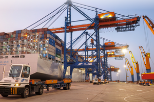 VIS Rating: EBITDA của các nhà sản xuất dệt may, đồ gỗ và thủy sản sẽ không đủ để bù đắp mức thuế cao