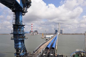 Trung tâm điện lực Duyên Hải (Trà Vinh) có sử dụng nguồn than nhập