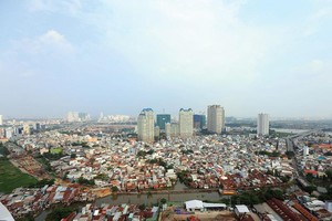 Lo ngại “bong bóng” bất động sản tích tụ