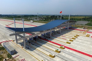 Đây là lần điều chỉnh mức thu phí theo lộ trình tăng phí sử dụng đường bộ trên Quốc lộ 5 do Bộ Tài chính quy định để duy tu, sửa chữa đảm bảo an toàn giao thông quốc lộ 5 và phần còn lại để hoàn vốn theo phương án tài chính của Dự án đường cao tốc Hà Nội 