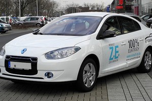 Xe điện Renault Fluence Z.E. sẽ về Việt Nam trong tháng 6/2016