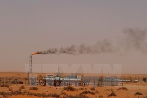 Cơ sở khai thác dầu của Công ty Aramco ở Khouris, Saudi Arabia. (Nguồn: AFP/TTXVN)
