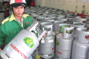 TP HCM: Từ 1/5, giá gas tăng 5.500 đồng/bình