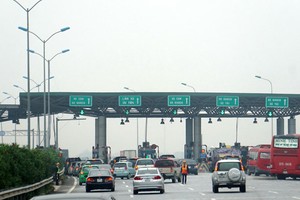 Soi lợi nhuận của các 'ông lớn' BOT trên sàn niêm yết