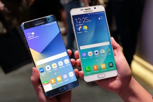 So với Note 5 năm ngoái, Galaxy Note 7 năm nay có nhiều cải tiến từ thiết kế cho tới tính năng và công nghệ. Ảnh: Châu An.
