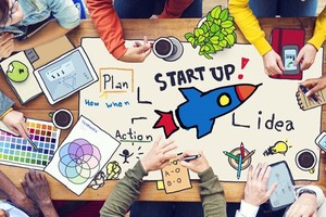 Bạn trẻ Việt thỏa sức đưa ra những ý tưởng kinh doanh sáng tạo trong VietChallenge 2017