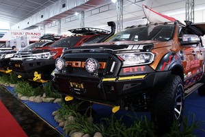 Các DN xe trong nước đua nhau giảm giá cuối năm (ảnh minh họa - Lê Anh Dũng)