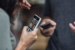 Nokia ra điện thoại có pin một tháng, giá 25 USD