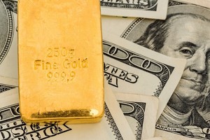 Sáng 19/12, giá vàng tăng mạnh, tỷ giá USD vẫn ở mức cao