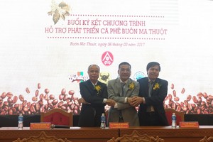 Vinacafé Biên Hòa và Phân bón Bình Điền ký kết chương trình hỗ trợ phát triển Cà phê Buôn Ma Thuột