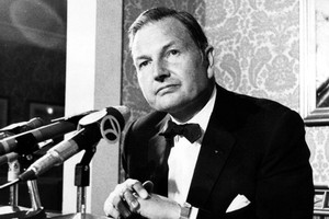 Tỷ phú David Rockefeller trong thời gian còn làm việc tại Chase National Bank vào những năm 70.