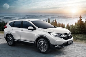 Honda CR-V thế hệ mới công bố giá bán tại Thái Lan.