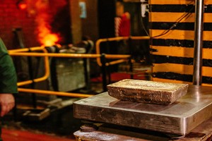 63 triệu ounce vàng ở Nam Phi đang được đào như thế nào