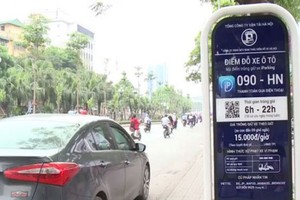 Trải nghiệm tìm chỗ đậu ôtô qua ứng dụng điện thoại ở Hà Nội