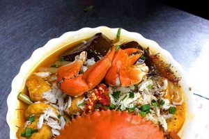 Bát bánh canh hơn 200.000 đồng 'huyền thoại' ở Sài Gòn