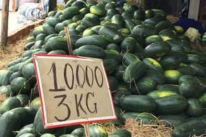 Các cuộc ‘giải cứu’ nông sản Việt đã diễn ra như thế nào?