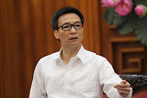 Phó thủ tướng Vũ Đức Đam phát biểu tại cuộc làm việc. Ảnh: Vinh An