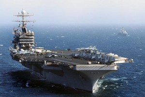 Xem tàu sân bay Mỹ “drift” trên biển 