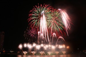 Ngắm pháo hoa Đà Nẵng từ trên cao