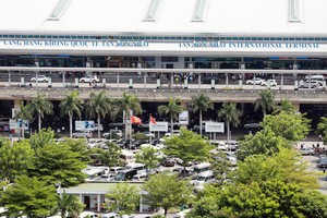 Nhóm chuyên gia độc lập sẽ tập trung nghiên cứu, phản biện 4 phương án cải tạo, mở rộng sân bay Tân Sơn Nhất. Ảnh: Google maps.