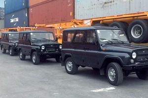 UAZ Hunter máy dầu về Việt Nam.