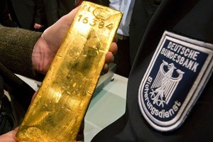 Đức đã cất hơn 700 tấn vàng thỏi ở nước ngoài. Ảnh: AFP