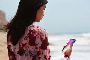 Giá cao cũng không kéo dài được vòng đời của iPhone X
