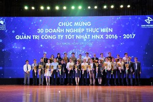 HNX vinh danh 30 doanh nghiệp quản trị tốt nhất và 10 doanh nghiệp tiến bộ nhất về minh bạch 2016-2017