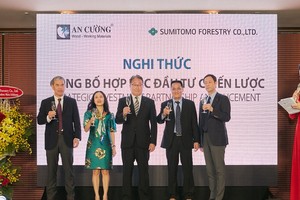 Nghi thức công bố hợp tác chiến lược giữa Gỗ An Cường và Tập đoàn Sumitomo Forestry (Nhật bản).