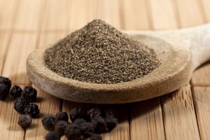 Giá Hồ tiêu sụt giảm mạnh, và phải mua cao, bán thấp là nguyên nhân chính khiến doanh thu, và lợi nhuận PIT đi xuống.