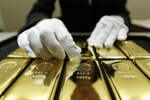 Giá vàng hôm nay (11/4): Vững vàng đi lên