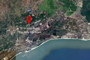 Vị trí xây dựng sân bay Hồ Tràm đề xuất nằm gần biển.