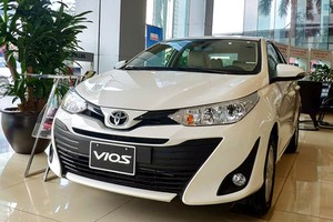 Vios tại đại lý ở Hà Nội. Ảnh: Diệu Ngân.