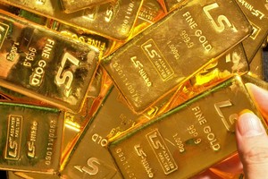 Giá vàng hôm nay ngày 12/1: Tuần qua, giá vàng giảm 720.000 đồng/lượng