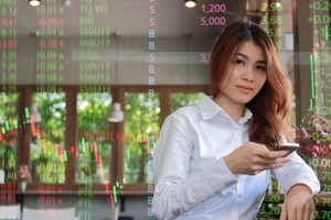 Khối ngoại "ưu tiên" giao dịch cổ phiếu ngân hàng, mua ròng hơn 50 tỷ đồng trong phiên 11/10