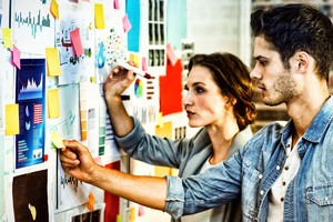 Điểm tên những cổ phiếu bị nhà đầu tư ngoại ồ ạt xả bán trong năm 2023