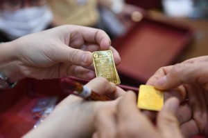 Giá vàng hôm nay ngày 28/1: Giá vàng lao dốc