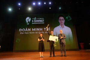 Sinh viên Đại học Kinh tế Quốc dân giành ngôi quán quân cuộc thi I-INVEST! 2022